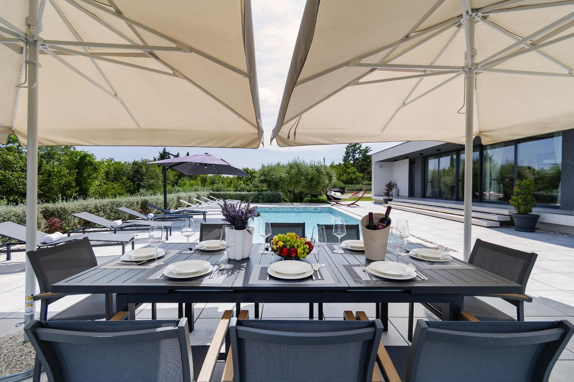 Martincic Residence - 5 Stars Luxury With Pool Heating On 4000M2 Rakalj Eksteriør bilde