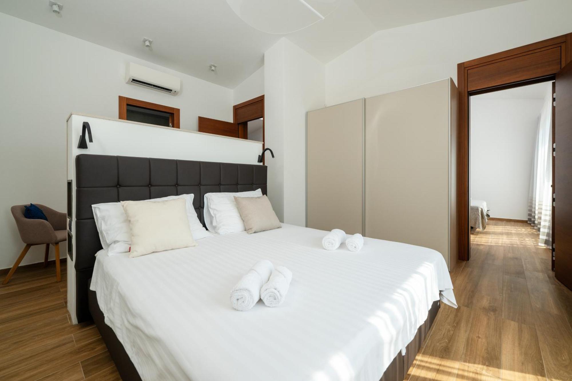 Martincic Residence - 5 Stars Luxury With Pool Heating On 4000M2 Rakalj Eksteriør bilde