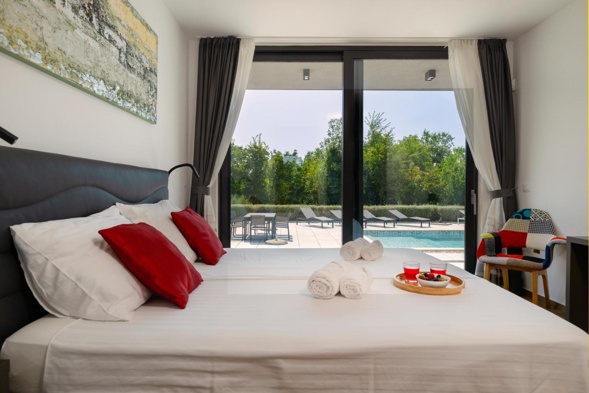 Martincic Residence - 5 Stars Luxury With Pool Heating On 4000M2 Rakalj Eksteriør bilde